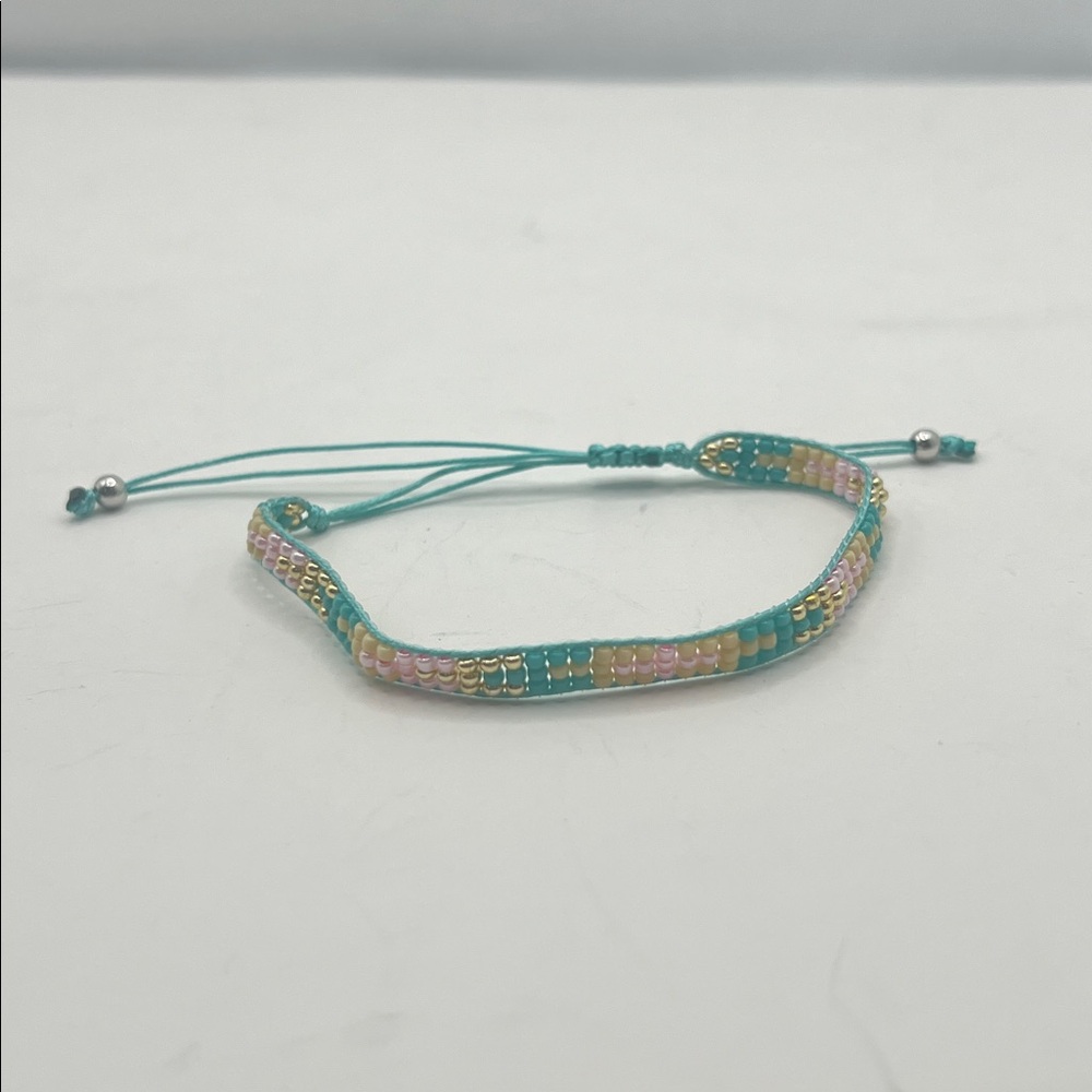🐿️ 5 for $20 (all jewelry w squirrel)
 Beaded Bracelet in Teal and Gold
